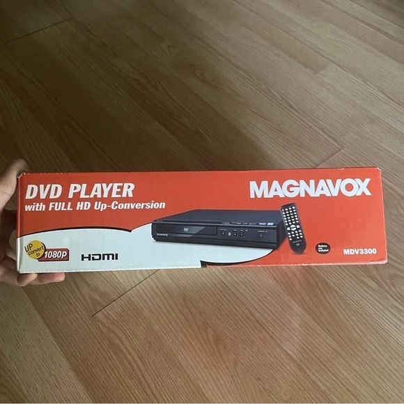 New Magnavox DVD Full HD Player MDV3300 - Picture 2 of 7